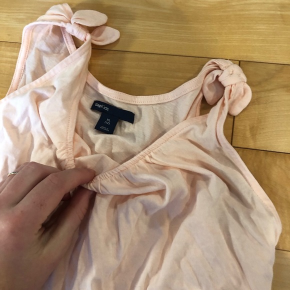 light pink bow tank - Picture 2 of 2